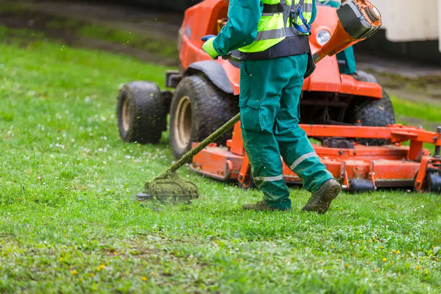 Reputable Lawn Mowing Carpentersville, IL